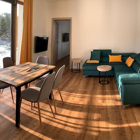Apartmany Na Plesivci أبيرتامي المظهر الخارجي الصورة